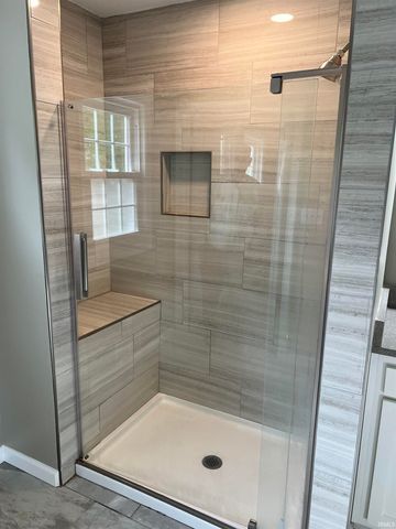 6831 Arcadian Highway, Evansville, IN 47715