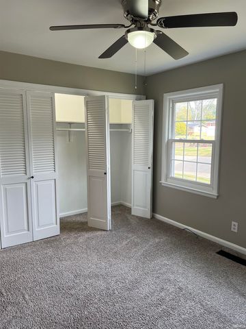 6831 Arcadian Highway, Evansville, IN 47715