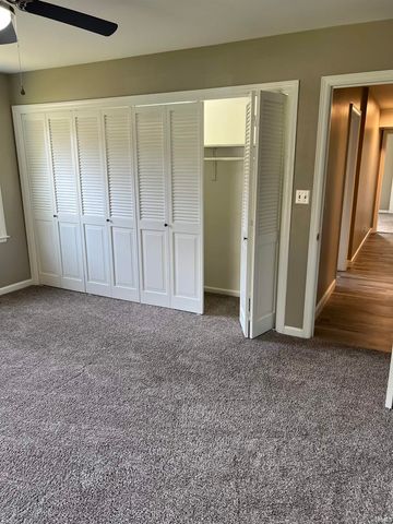 6831 Arcadian Highway, Evansville, IN 47715