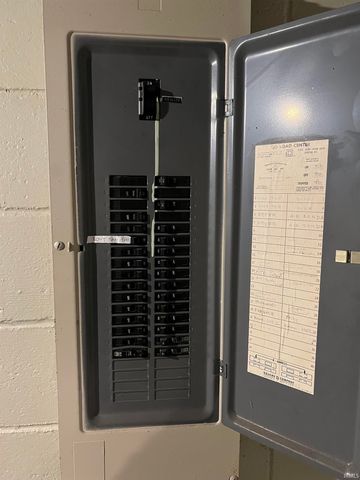 6831 Arcadian Highway, Evansville, IN 47715