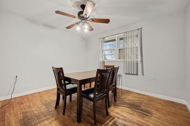 2463 Kinney Avenue NW, Grand Rapids, MI 49534