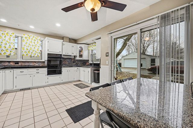 2463 Kinney Avenue NW, Grand Rapids, MI 49534