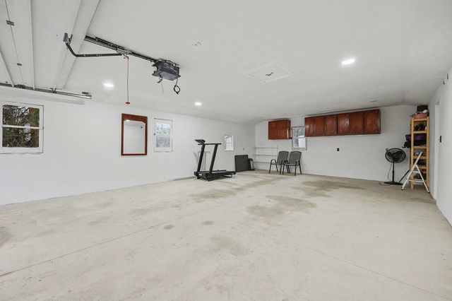 2463 Kinney Avenue NW, Grand Rapids, MI 49534