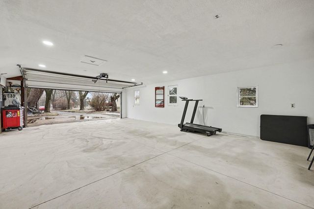 2463 Kinney Avenue NW, Grand Rapids, MI 49534