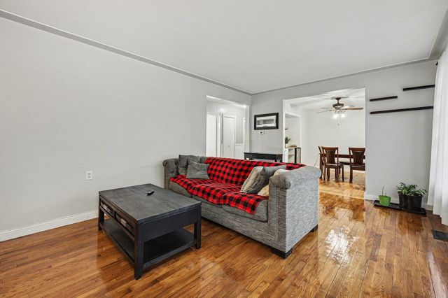 2463 Kinney Avenue NW, Grand Rapids, MI 49534