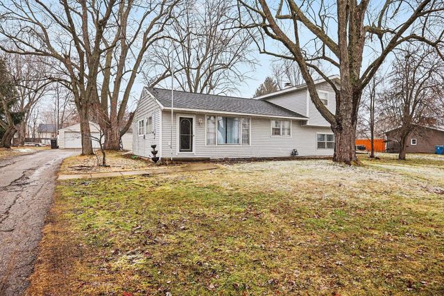 2463 Kinney Avenue NW, Grand Rapids, MI 49534