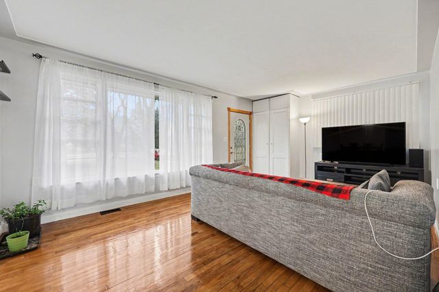 2463 Kinney Avenue NW, Grand Rapids, MI 49534