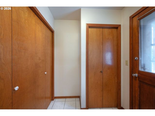 87803 Sandrift St, Florence, OR 97439