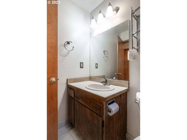 87803 Sandrift St, Florence, OR 97439