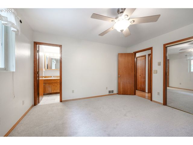 87803 Sandrift St, Florence, OR 97439