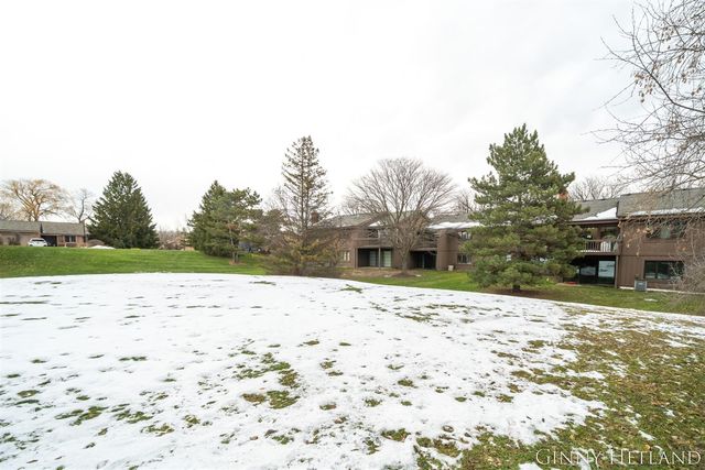 1335 Suncrest Drive, Grand Rapids, MI 49525