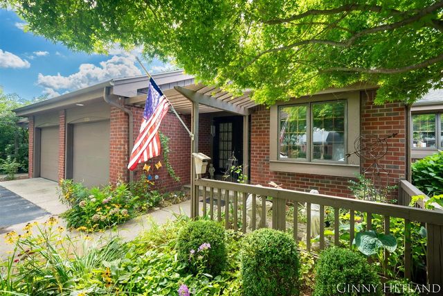 1335 Suncrest Drive, Grand Rapids, MI 49525