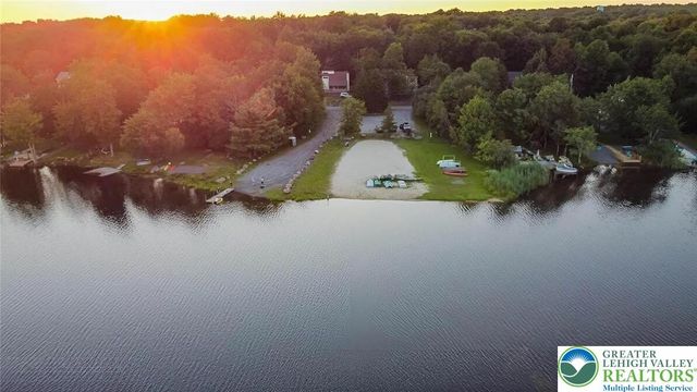 9251 Westwood Drive, Coolbaugh Twp, PA 18466