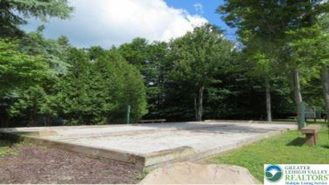 9251 Westwood Drive, Coolbaugh Twp, PA 18466