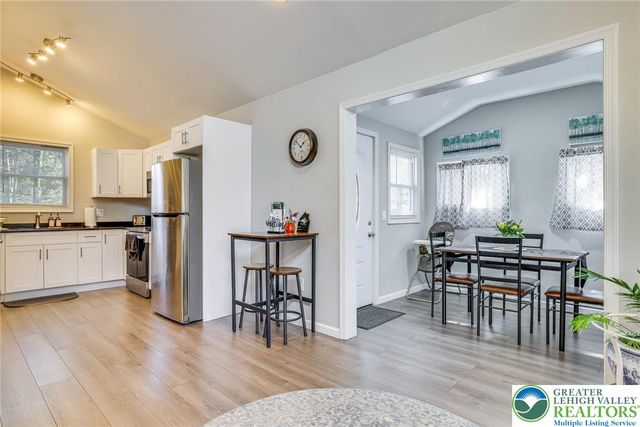 9251 Westwood Drive, Coolbaugh Twp, PA 18466