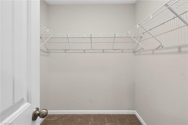 4010 Meredith Woods Lane, Winston-salem, NC 27107