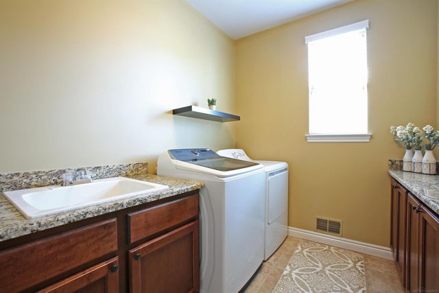 45483 Shoal Drive, Macomb Twp, MI 48044