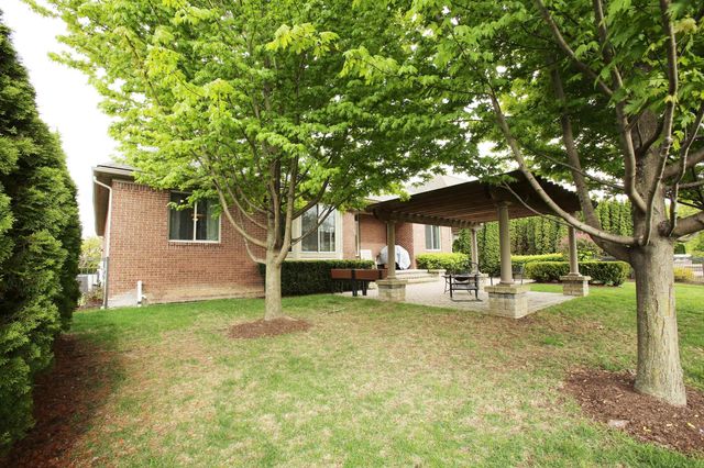 45483 Shoal Drive, Macomb Twp, MI 48044