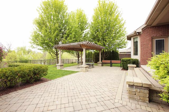 45483 Shoal Drive, Macomb Twp, MI 48044