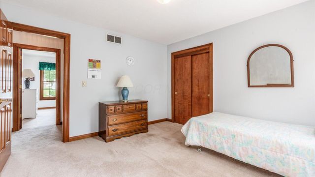 13538 Old Gate Drive NW, Pickerington, OH 43147