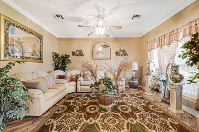 659 Washington Street, Liberty, TX 77575