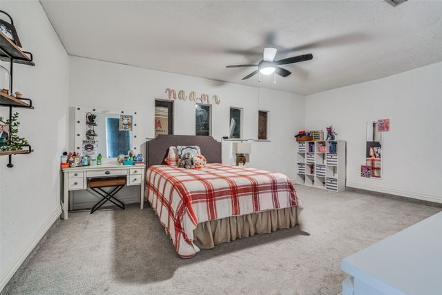1249 High Meadow Lane, Lancaster, TX 75146