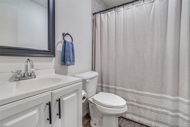 1249 High Meadow Lane, Lancaster, TX 75146