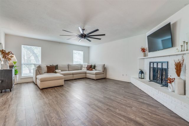 1249 High Meadow Lane, Lancaster, TX 75146