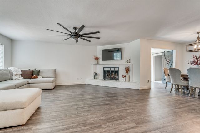 1249 High Meadow Lane, Lancaster, TX 75146