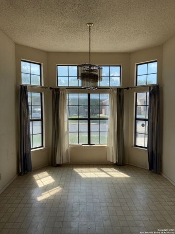 9323 Valley Hedge, San Antonio, TX 78250
