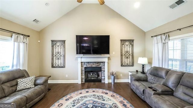 824 Vicki Circle, Bremen, GA 30110