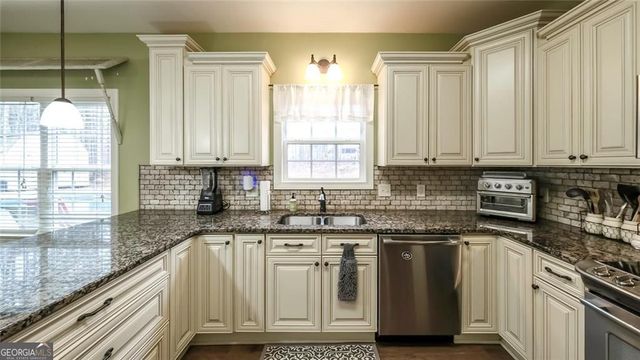 824 Vicki Circle, Bremen, GA 30110