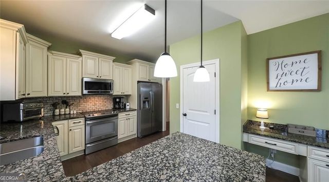 824 Vicki Circle, Bremen, GA 30110