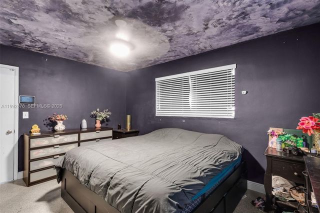 2221 Alcazar Dr, Miramar, FL 33023