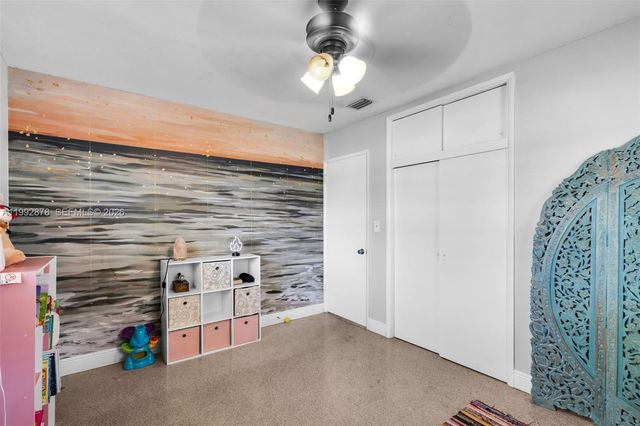 2221 Alcazar Dr, Miramar, FL 33023