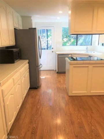 4735 Club View Dr., Westlake Village, CA 91362
