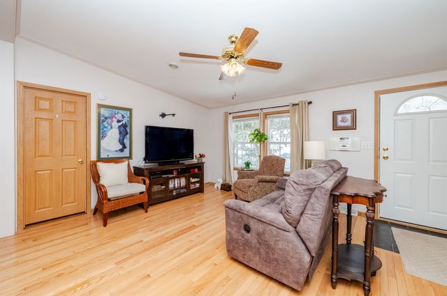 88 Eagle Drive, Rochester, NH 03868