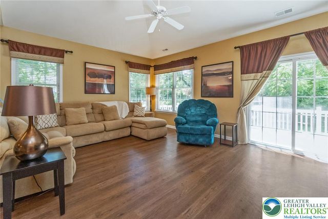 6303 Valor Drive, Bethlehem City, PA 18017