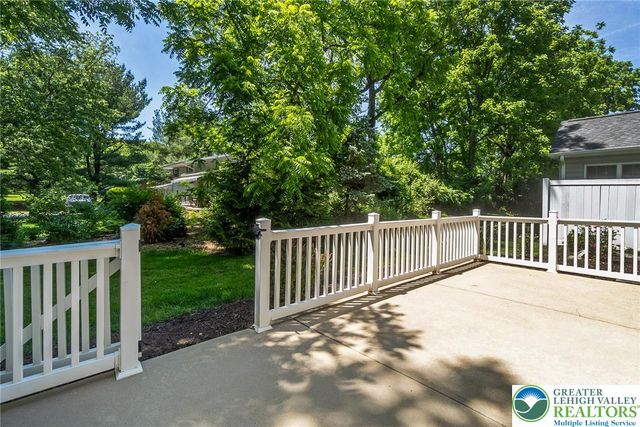 6303 Valor Drive, Bethlehem City, PA 18017