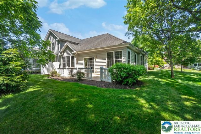 6303 Valor Drive, Bethlehem City, PA 18017