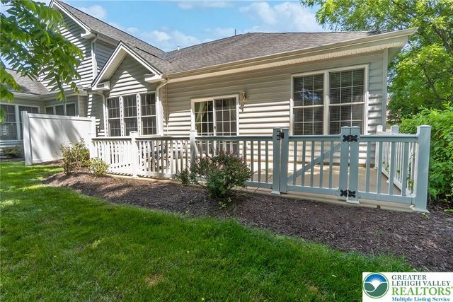 6303 Valor Drive, Bethlehem City, PA 18017