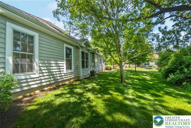 6303 Valor Drive, Bethlehem City, PA 18017