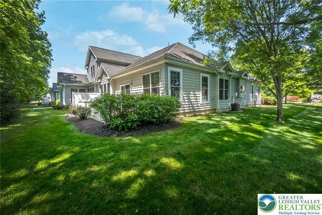 6303 Valor Drive, Bethlehem City, PA 18017