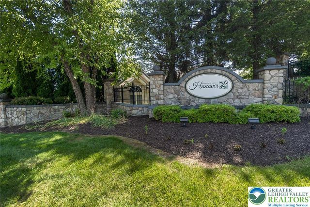 6303 Valor Drive, Bethlehem City, PA 18017
