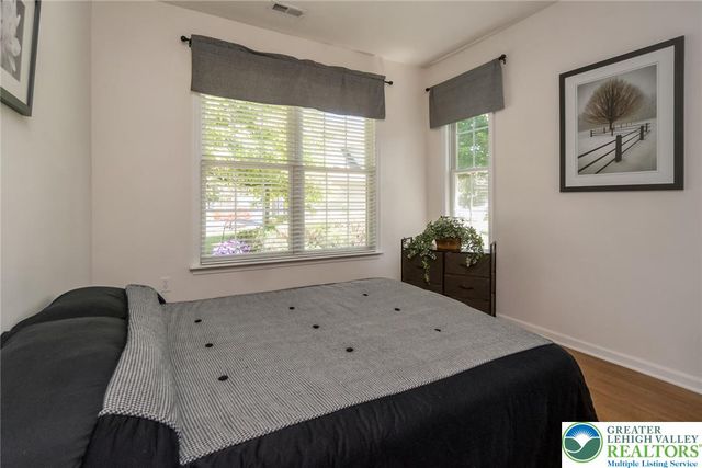 6303 Valor Drive, Bethlehem City, PA 18017