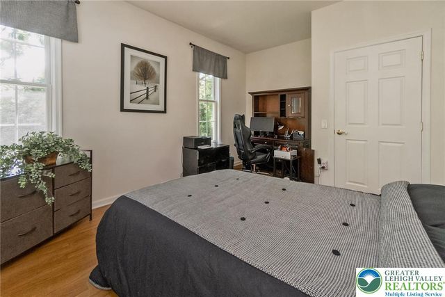 6303 Valor Drive, Bethlehem City, PA 18017