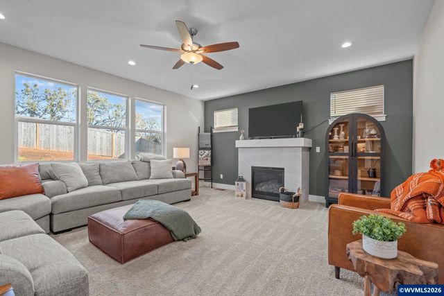 2505 Rogers Ln NW, Salem, OR 97304