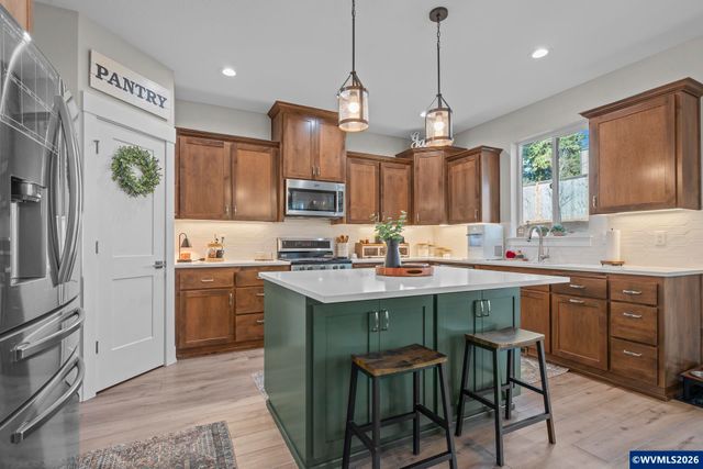 2505 Rogers Ln NW, Salem, OR 97304