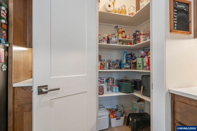 2505 Rogers Ln NW, Salem, OR 97304