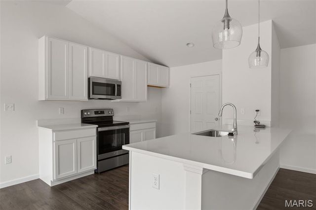 1028 Westhaven Boulevard, Wentzville, MO 63385